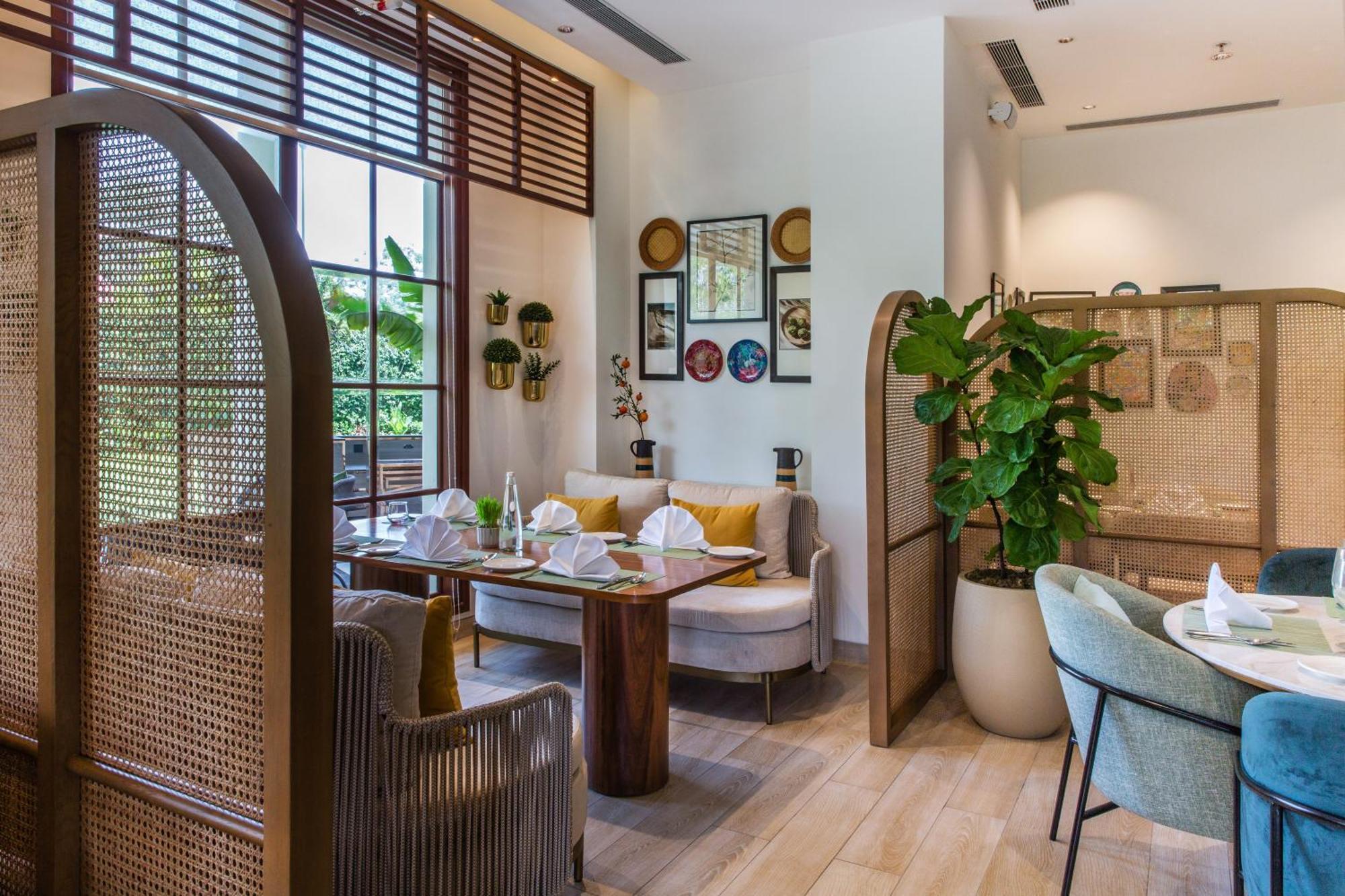 Dlf Club 3 Otel Gurgaon Dış mekan fotoğraf